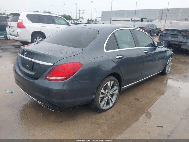 2015 Mercedes-benz C 300 მანქანა იყიდება აუქციონზე, vin: 55SWF4JB0FU045139, აუქციონის ნომერი: 45157895