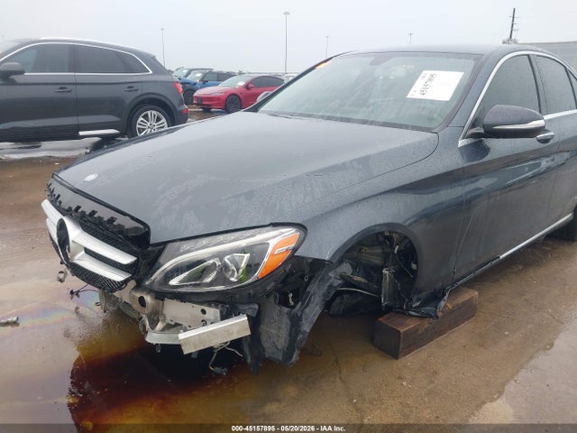 2015 Mercedes-benz C 300 მანქანა იყიდება აუქციონზე, vin: 55SWF4JB0FU045139, აუქციონის ნომერი: 45157895