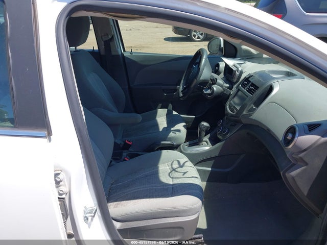 Продажа на аукционе авто 2016 Chevrolet Sonic Lt Auto, vin: 1G1JC6SG3G4132545, номер лота: 45157898