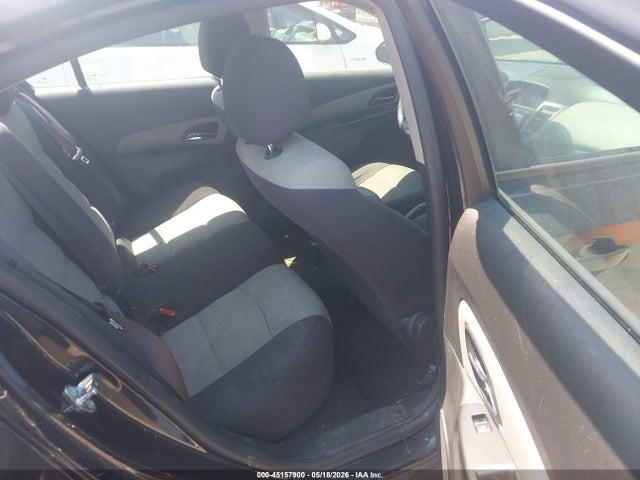 Продажа на аукционе авто 2015 Chevrolet Cruze Ls Auto, vin: 1G1PA5SH7F7224404, номер лота: 45157900