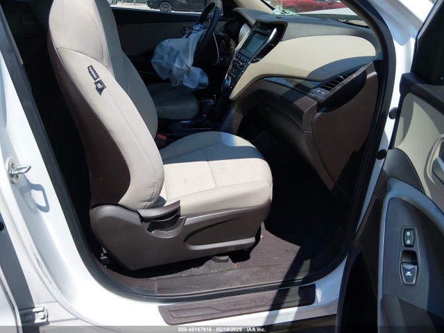 Продажа на аукционе авто 2017 Hyundai Santa Fe Sport 2.4l, vin: 5NMZUDLB8HH019276, номер лота: 45157916