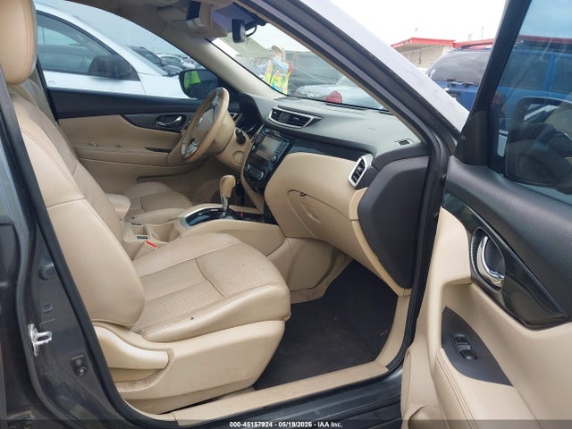 Продажа на аукционе авто 2015 Nissan Rogue S/sl/sv, vin: 5N1AT2MT5FC817754, номер лота: 45157924