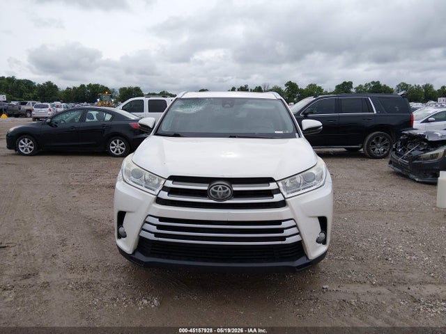 Продаж на аукціоні авто 2017 Toyota Highlander Xle, vin: 5TDJZRFH1HS391292, номер лоту: 45157928