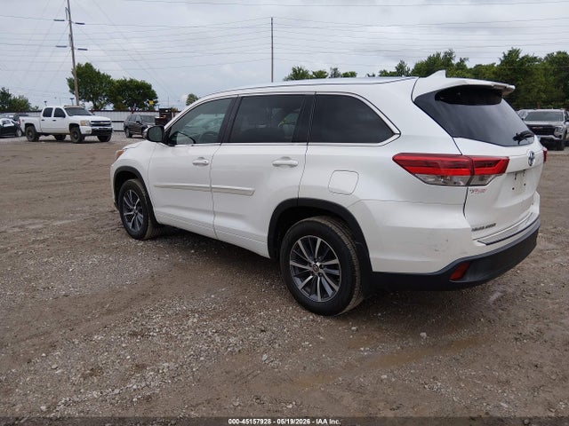 Продаж на аукціоні авто 2017 Toyota Highlander Xle, vin: 5TDJZRFH1HS391292, номер лоту: 45157928