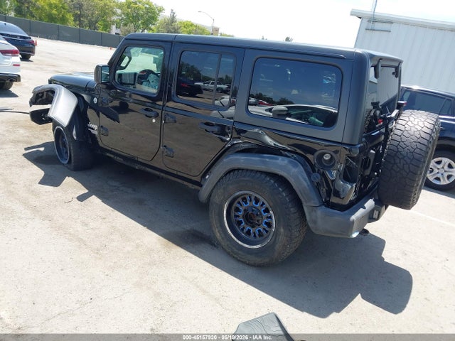 1C4HJXDG1JW147720 Jeep Wrangler Unlimited Sport S 4x4