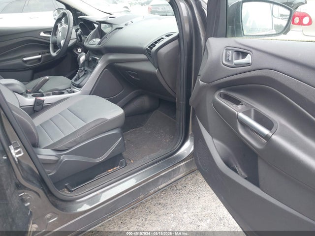 1FMCU0GXXGUB97858 Ford ESCAPE SE