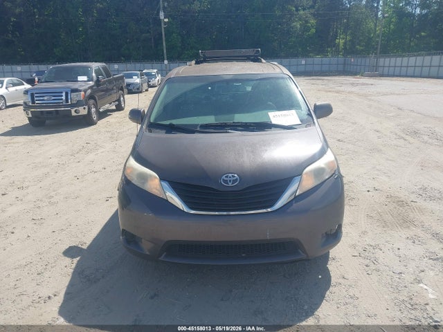 45158013 :رقم المزاد ، 5TDJK3DC1BS022920 vin ، 2011 Toyota Sienna Le مزاد بيع