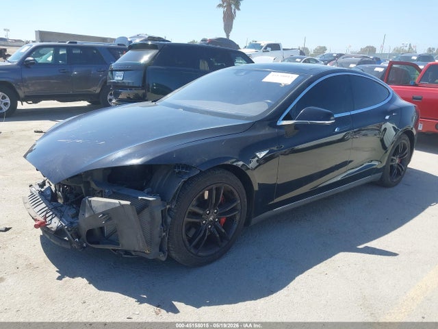 Tesla Model S 85d/p85d 2015 5YJSA1H42FF080902 Image 2