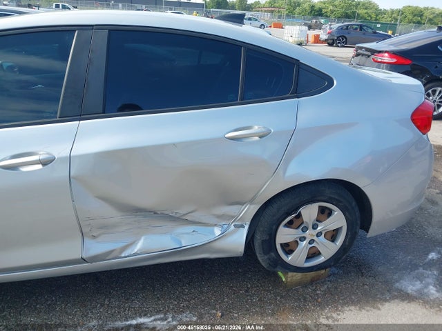 45158035 :رقم المزاد ، 1G1BC5SM0H7166740 vin ، 2017 Chevrolet Cruze Ls Auto مزاد بيع