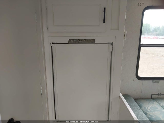Aukcja sprzedaży 1998 Layton 225lt, vin: 1SL200K29WH000176, numer aukcji: 45158068