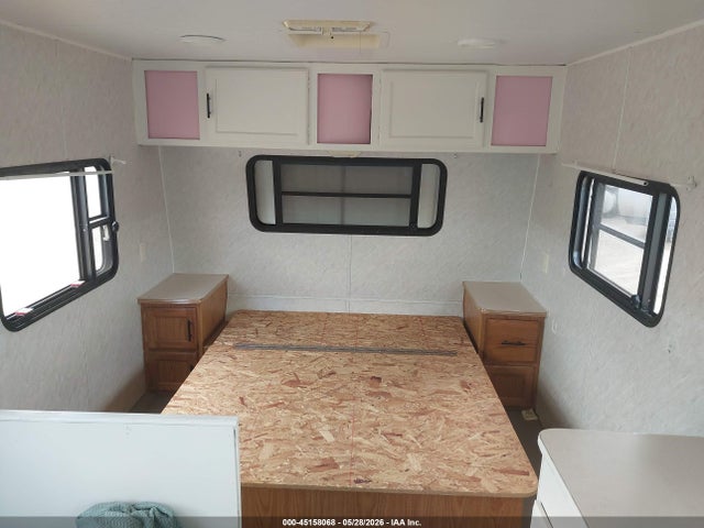 Aukcja sprzedaży 1998 Layton 225lt, vin: 1SL200K29WH000176, numer aukcji: 45158068