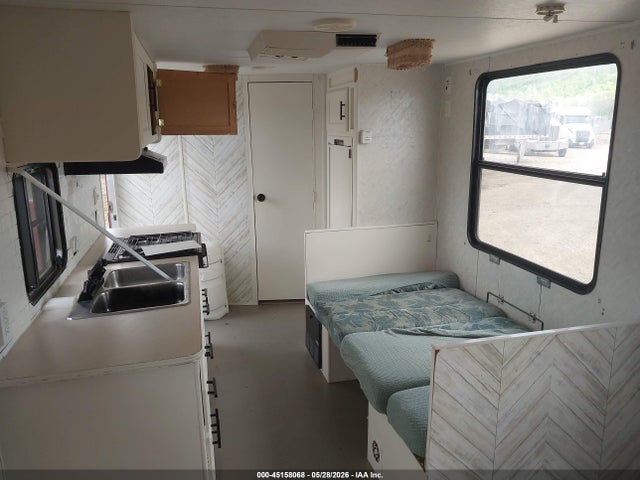 Aukcja sprzedaży 1998 Layton 225lt, vin: 1SL200K29WH000176, numer aukcji: 45158068