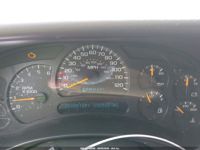 45158096 :رقم المزاد ، 1GNEC13Z14R293526 vin ، 2004 Chevrolet Tahoe Ls مزاد بيع