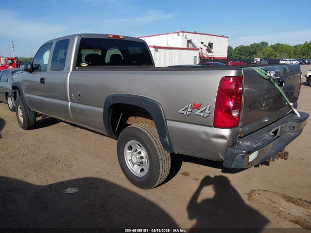 Продаж на аукціоні авто 2003 Chevrolet Silverado 2500hd, vin: 1GCHK29U03E364442, номер лоту: 45158191