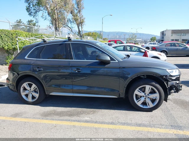WA1BNAFY6J2123900 Audi Q5 2.0t Premium/2.0t Tech Premium
