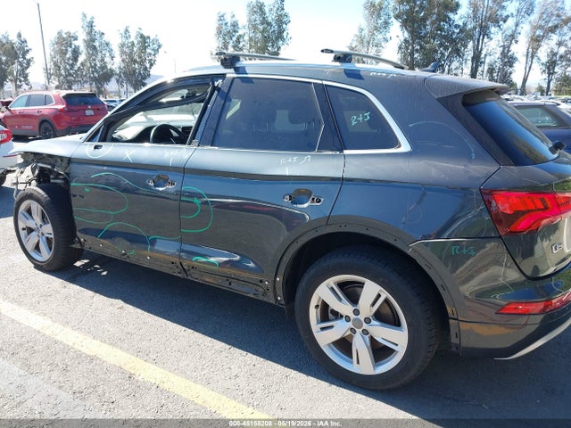 WA1BNAFY6J2123900 Audi Q5 2.0t Premium/2.0t Tech Premium