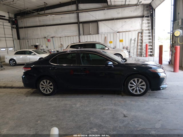 Auction sale of the 2019 Toyota Camry Le, vin: 4T1B11HK3KU684986, lot number: 45158216