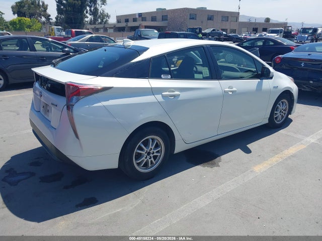 45158224 :رقم المزاد ، JTDKARFUXG3028014 vin ، 2016 Toyota Prius Three مزاد بيع