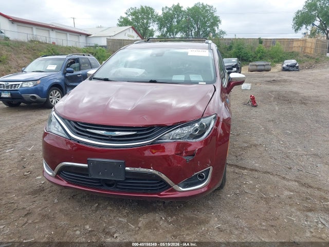 2018 Chrysler Pacifica Hybrid Limited მანქანა იყიდება აუქციონზე, vin: 2C4RC1N78JR365253, აუქციონის ნომერი: 45158349