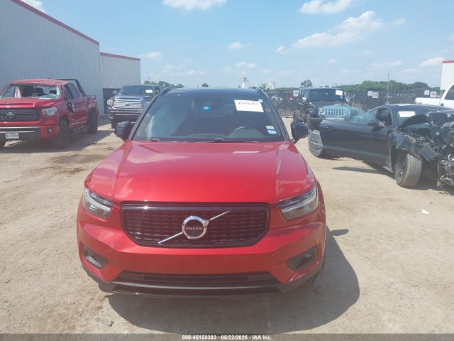 2021 Volvo Xc40 T5 R-design მანქანა იყიდება აუქციონზე, vin: YV4162UM0M2466465, აუქციონის ნომერი: 45158383