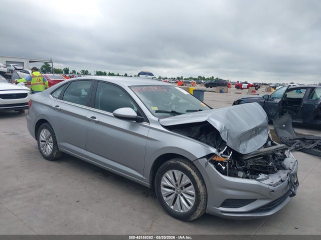 2019 Volkswagen Jetta 1.4t R-line/1.4t S/1.4t Se მანქანა იყიდება აუქციონზე, vin: 3VWC57BU1KM272304, აუქციონის ნომერი: 45158392