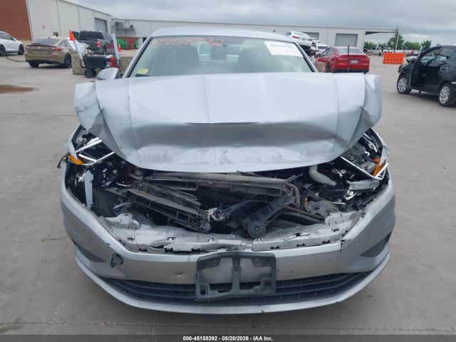 2019 Volkswagen Jetta 1.4t R-line/1.4t S/1.4t Se მანქანა იყიდება აუქციონზე, vin: 3VWC57BU1KM272304, აუქციონის ნომერი: 45158392