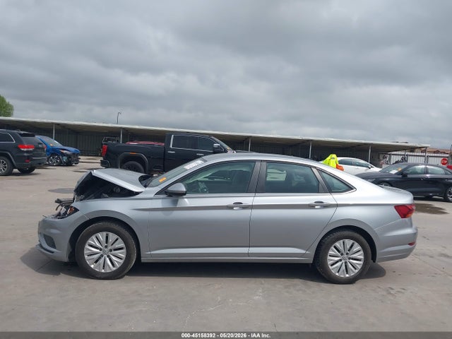 2019 Volkswagen Jetta 1.4t R-line/1.4t S/1.4t Se მანქანა იყიდება აუქციონზე, vin: 3VWC57BU1KM272304, აუქციონის ნომერი: 45158392