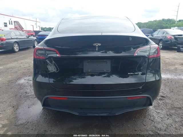 Продаж на аукціоні авто 2023 Tesla Model Y Awd/long Range Dual Motor All-wheel Drive, vin: 7SAYGDEE8PA195402, номер лоту: 45158403