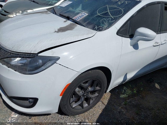 2C4RC1FG6LR282129 Chrysler Pacifica Touring