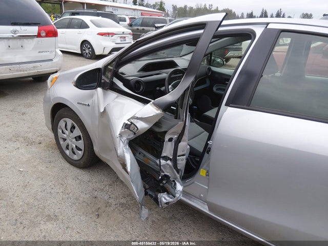 45158432 :رقم المزاد ، JTDKDTB37D1551340 vin ، 2013 Toyota Prius C Three مزاد بيع