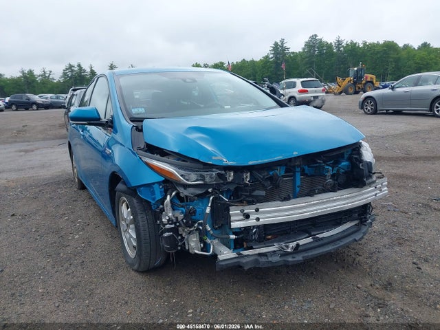 2020 Toyota Prius Prime Limited მანქანა იყიდება აუქციონზე, vin: JTDKARFP4L3135774, აუქციონის ნომერი: 45158470