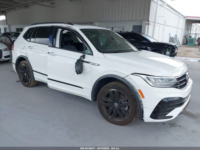 45158471 :رقم المزاد ، 3VVCB7AX0NM040290 vin ، 2022 Volkswagen Tiguan 2.0t Se R-line Black مزاد بيع