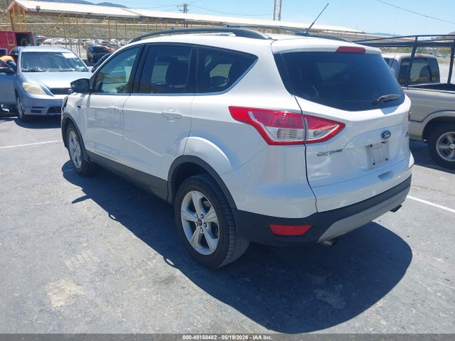 1FMCU0G94GUA45415 Ford ESCAPE SE