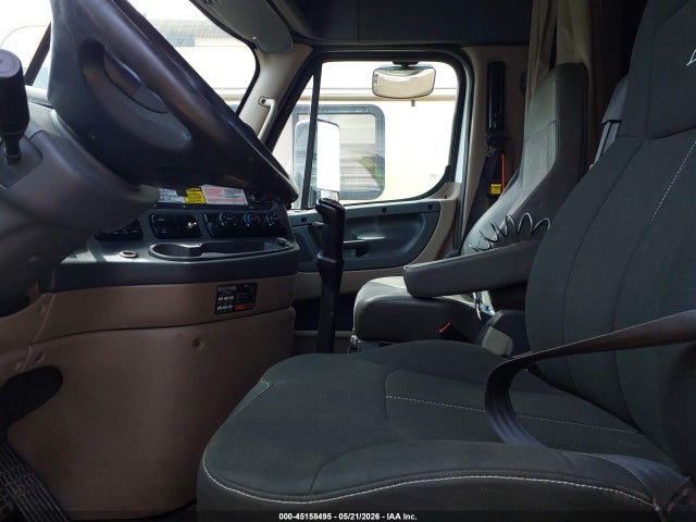 Aukcja sprzedaży 2014 Freightliner Cascadia 125, vin: 3AKJGLD55ESFV5426, numer aukcji: 45158495