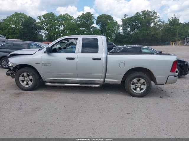 Продаж на аукціоні авто 2018 Ram 1500 Express  4x2 6'4 Box, vin: 1C6RR6FTXJS325446, номер лоту: 45158590