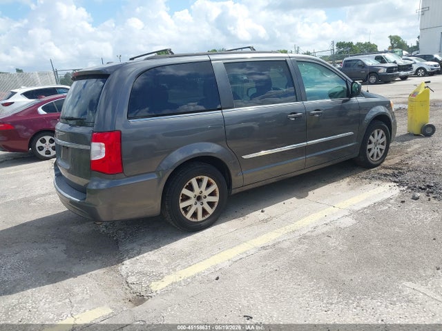 45158631 :رقم المزاد ، 2C4RC1BG1FR644667 vin ، 2015 Chrysler Town & Country Touring مزاد بيع