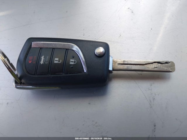 4T1C11AK5NU661003 Toyota CAMRY LE