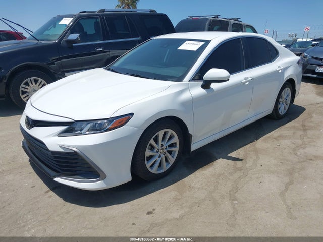4T1C11AK5NU661003 Toyota CAMRY LE