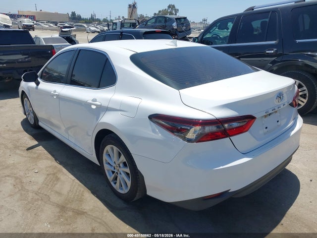 4T1C11AK5NU661003 Toyota CAMRY LE