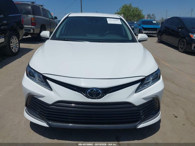 4T1C11AK5NU661003 Toyota CAMRY LE
