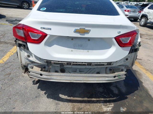 45158688 :رقم المزاد ، 1G1BE5SM2J7224296 vin ، 2018 Chevrolet Cruze Lt Auto مزاد بيع