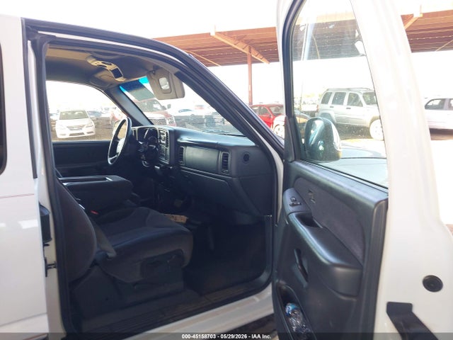 Продажа на аукционе авто 2001 Gmc Sierra 2500hd Sle, vin: 1GTHC29G61E338416, номер лота: 45158703