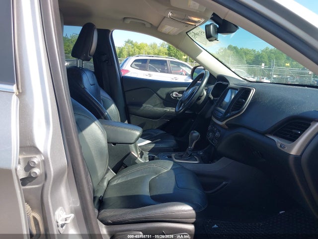 45158751 :رقم المزاد ، 1C4PJMCS0FW635208 vin ، 2015 Jeep Cherokee Latitude مزاد بيع