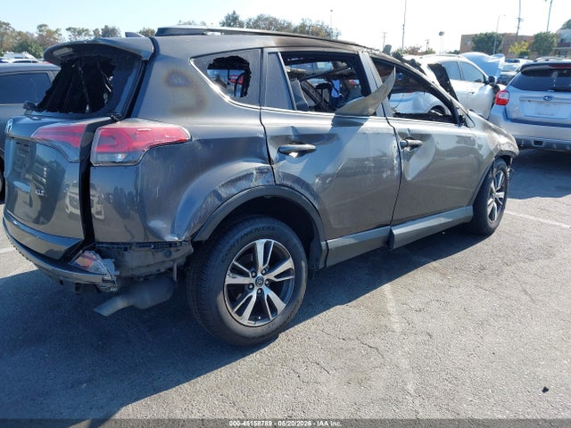 Toyota Rav4 Xle 2017 JTMWFREV4HJ114638 Image 4