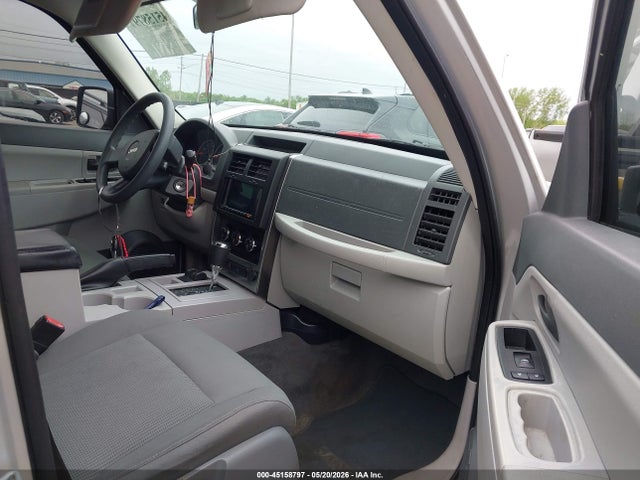 2008 Jeep Liberty Sport მანქანა იყიდება აუქციონზე, vin: 1J8GN28K88W102827, აუქციონის ნომერი: 45158797