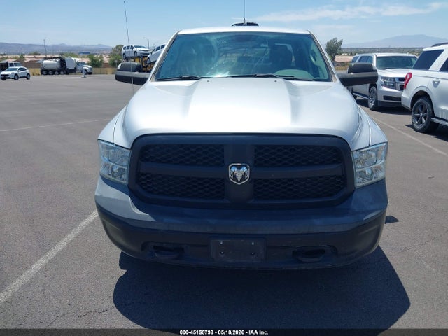 Продаж на аукціоні авто 2018 Ram 1500 Tradesman  4x4 6'4 Box, vin: 1C6RR7FT7JS312997, номер лоту: 45158799