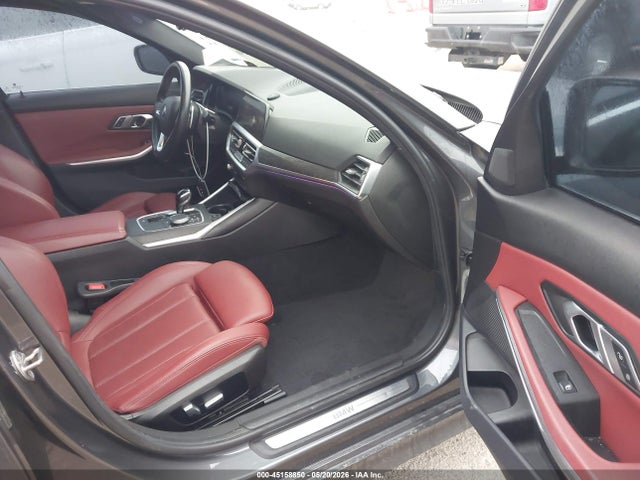 45158850 :رقم المزاد ، 3MW5R7J02N8C31916 vin ، 2022 Bmw 330i Xdrive مزاد بيع