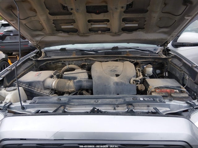 5TFDZ5BN5GX010313 Toyota Tacoma Sr5
