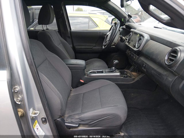 5TFDZ5BN5GX010313 Toyota Tacoma Sr5