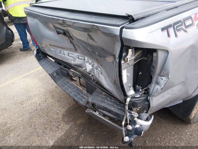 5TFDZ5BN5GX010313 Toyota Tacoma Sr5